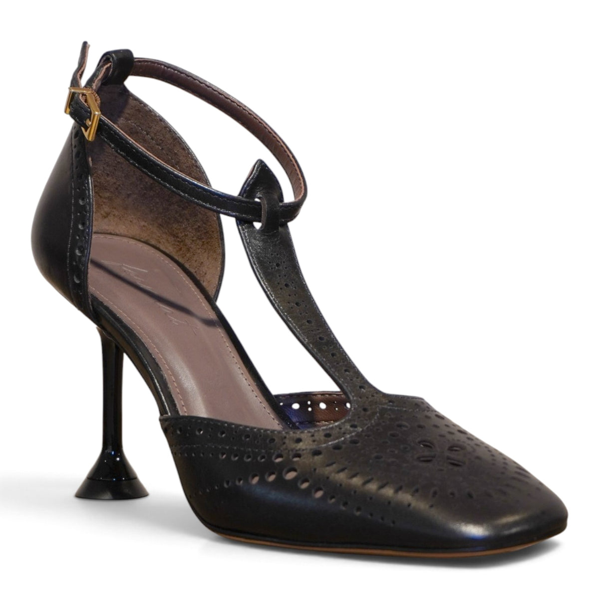 Mary Jane T-bar nera in pelle traforata
