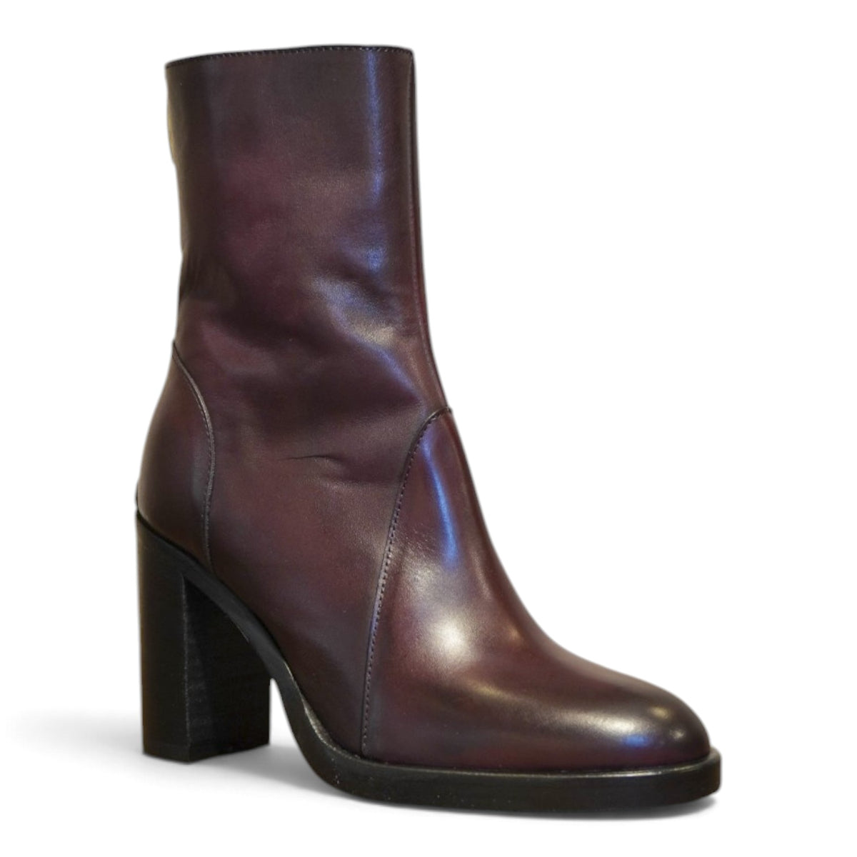 Tronchetto bordeaux in pelle con tacco alto e zip