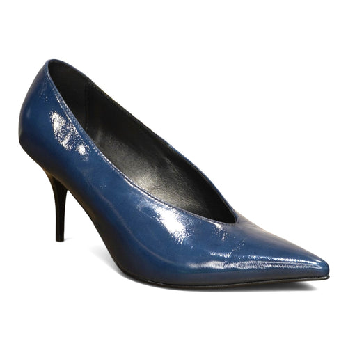 Décolleté blu in vernice con scollo a V e tacco a spillo