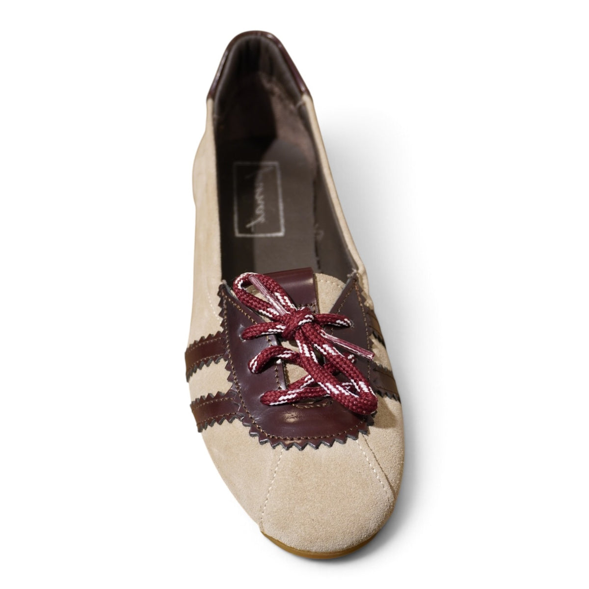 Ballerina sportiva beige e bordeaux con lacci e bande a contrasto